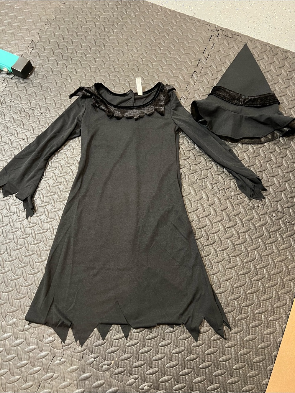 Black kids Witch Costume Dress with Matching Hat